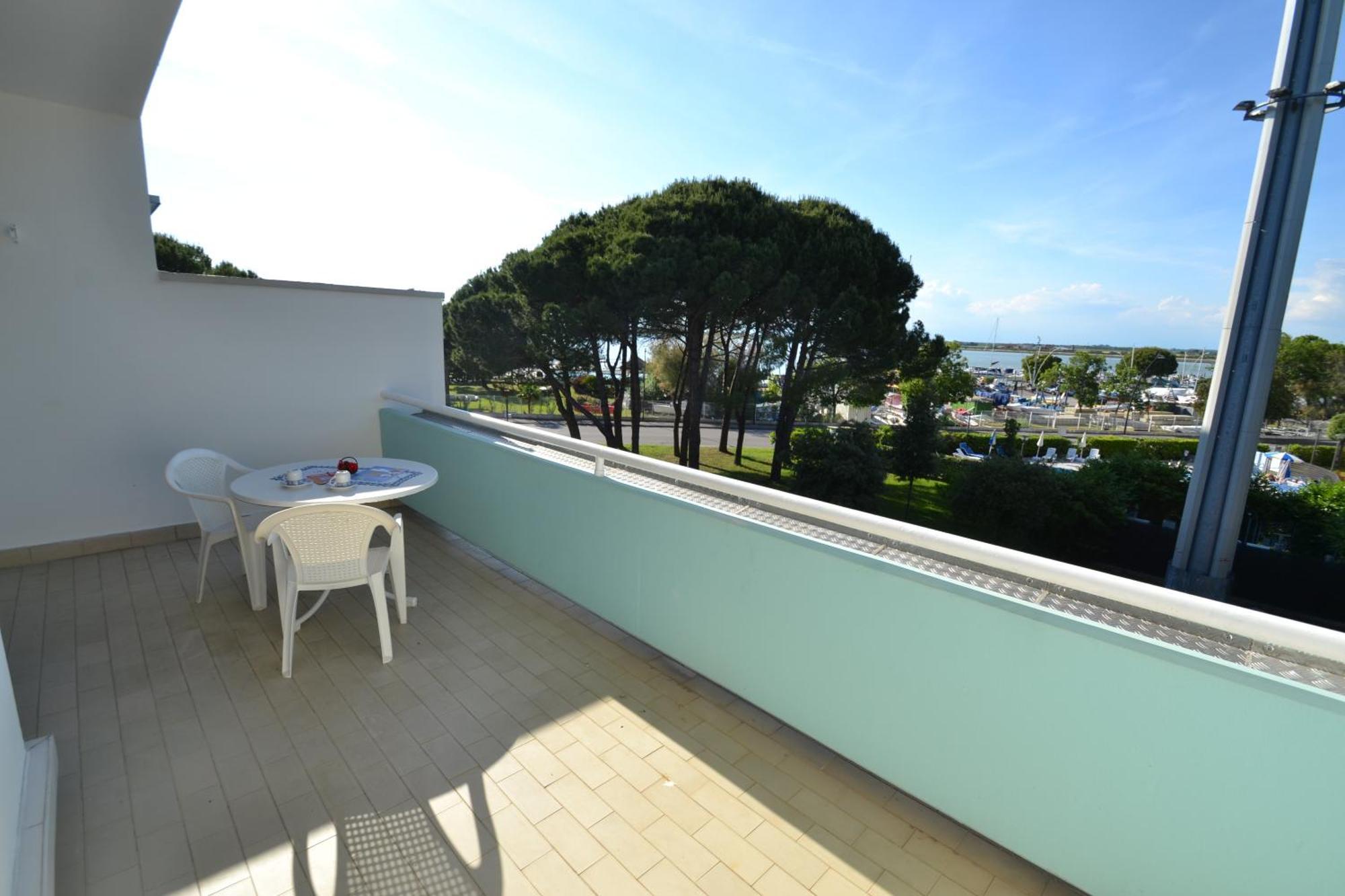 Le Caravelle Apartment Bibione Exterior foto